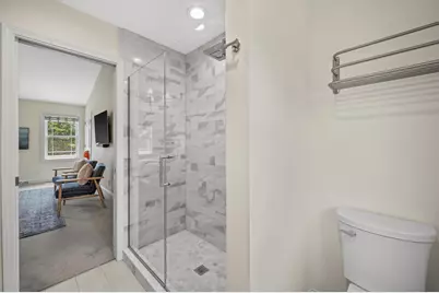 11912 N Lantern Ln, Mequon, WI 53092 - Photo 19