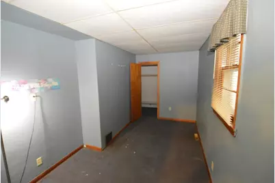 1235  Monroe Ave, South Milwaukee, WI 53172 - Photo 7