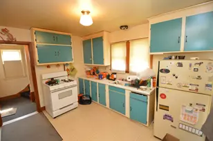 1235 Monroe Ave, South Milwaukee, WI 53172 - Photo 9