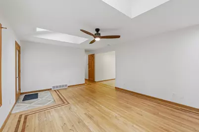 N1822  Nuestro Dr, Sheboygan, WI 53070 - Photo 7