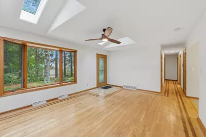 N1822  Nuestro Dr, Sheboygan, WI 53070 - Photo 5