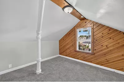 2239 S 59th St, West Allis, WI 53219 - Photo 9