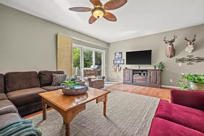 16340  Braun Rd, Racine, WI 53177 - Photo 9