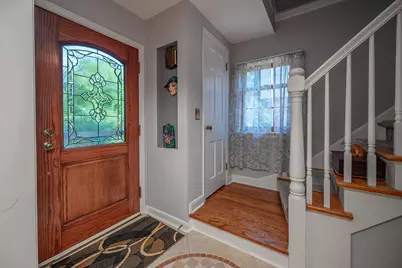 6041 N Santa Monica Blvd, Whitefish Bay, WI 53217 - Photo 3