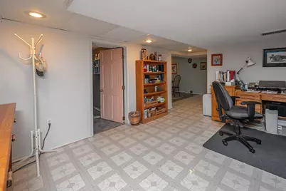 6041 N Santa Monica Blvd, Whitefish Bay, WI 53217 - Photo 37
