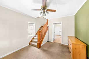 34 W Scott St, Fond du Lac, WI 53935 - Photo 5