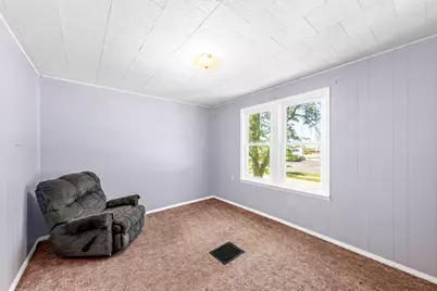34 W Scott St, Fond du Lac, WI 54937 - Photo 19