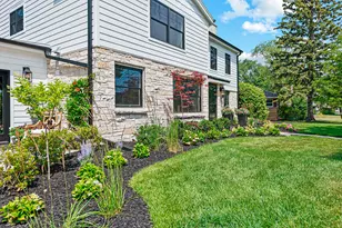 7137 N Santa Monica Blvd, Fox Point, WI 53217 - Photo 69