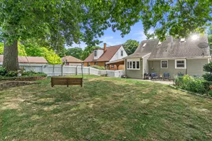 4628 W Fillmore Dr, Milwaukee, WI 53219 - Photo 31