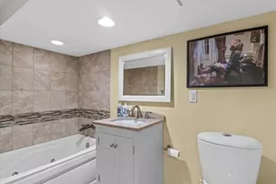 4628 W Fillmore Dr, Milwaukee, WI 53219 - Photo 25
