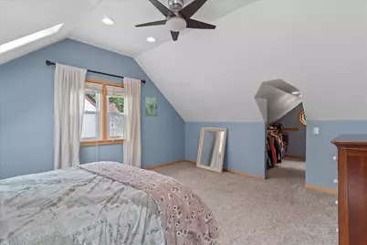 4628 W Fillmore Dr, Milwaukee, WI 53219 - Photo 19