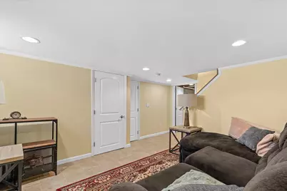 4628 W Fillmore Dr, Milwaukee, WI 53219 - Photo 23