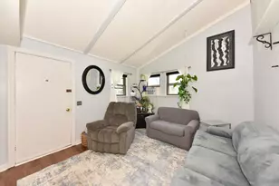 152 Wilson Ave, Waukesha, WI 53186 - Photo 3