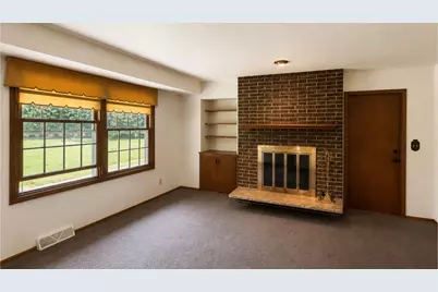 521  Alta Loma Dr, Thiensville, WI 53092 - Photo 15