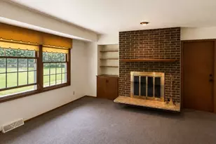 521 Alta Loma Dr, Thiensville, WI 53092 - Photo 17