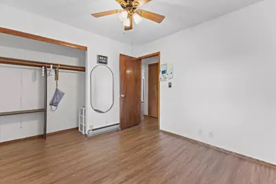 6265 S 38th St, Greenfield, WI 53221 - Photo 23