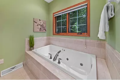 2379  Stoney Ln, Grafton, WI 53024 - Photo 31