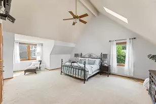 1722 Journeys Dr, Delafield, WI 53029 - Photo 13