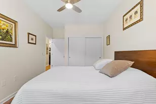 6200 S Creekside Dr, Cudahy, WI 53110 - Photo 13