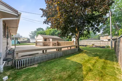 5745 S Melinda St, Milwaukee, WI 53221 - Photo 27