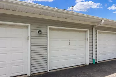 210 E Remer Rd #101, Elkhorn, WI 53121 - Photo 9