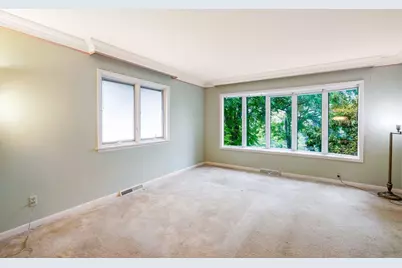 W212N10497  Parkland Cir, Germantown, WI 53017 - Photo 17
