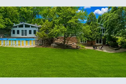 W212N10497  Parkland Cir, Germantown, WI 53017 - Photo 27
