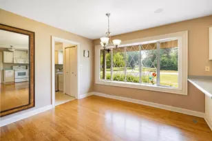 W212N10497 Parkland Cir, Germantown, WI 53017 - Photo 15