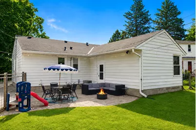 5655 N Paradise Ln, Glendale, WI 53209 - Photo 19