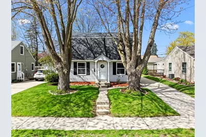 608  Pennsylvania Ave, West Bend, WI 53095 - Photo 21