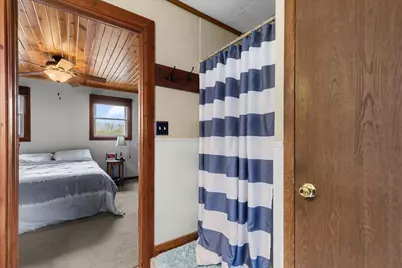 608  Pennsylvania Ave, West Bend, WI 53095 - Photo 9