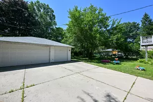 1531 N 116th St, Wauwatosa, WI 53226 - Photo 23