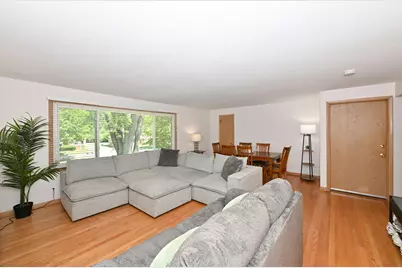 1531 N 116th St #1533, Wauwatosa, WI 53226 - Photo 3