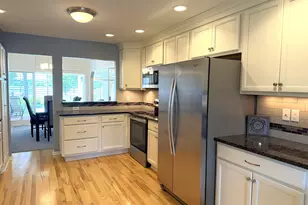 S75W17649 Harbor Cir, Muskego, WI 53150 - Photo 7