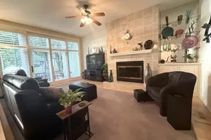 S75W17649 Harbor Cir, Muskego, WI 53150 - Photo 9