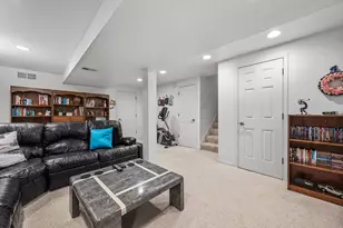 S75W17649 Harbor Cir, Muskego, WI 53150 - Photo 29