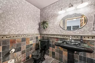 S75W17649 Harbor Cir, Muskego, WI 53150 - Photo 15