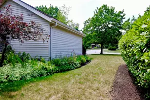948 Cedar Dr, Burlington, WI 53105 - Photo 33