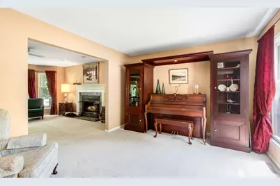 948  Cedar Dr, Burlington, WI 53105 - Photo 5