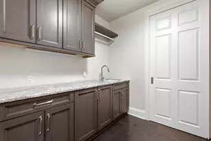 200 W Wisconsin Ave, Oconomowoc, WI 53066 - Photo 17