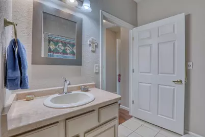 13060 W Bluemound Rd #108, Elm Grove, WI 53122 - Photo 15