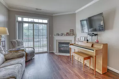 13060 W Bluemound Rd #108, Elm Grove, WI 53122 - Photo 5