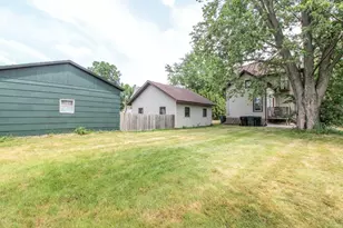 404 Grove St, Fort Atkinson, WI 53538 - Photo 21