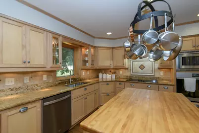 2945  Santa Maria Dr, Brookfield, WI 53005 - Photo 21