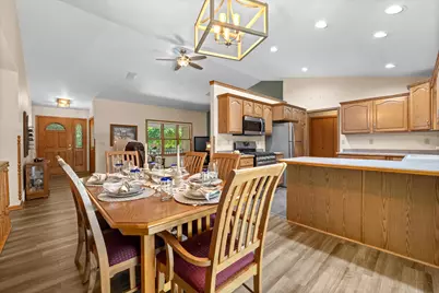 1912  Mapletree Rd, Howards Grove, WI 53083 - Photo 17