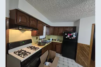 3244  Debra Ln, Racine, WI 53403 - Photo 9