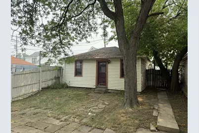 2122 S 77th St, West Allis, WI 53219 - Photo 17