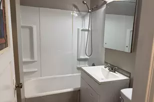 2122 S 77th St, West Allis, WI 53219 - Photo 13