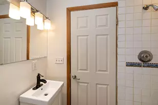 306 W Harrison Ave, Milwaukee, WI 53207 - Photo 11
