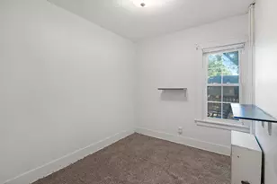 306 W Harrison Ave, Milwaukee, WI 53207 - Photo 13